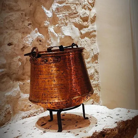 Trullo Del Vescovo Guest house *